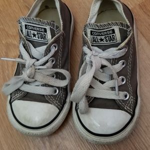 Converse toddler